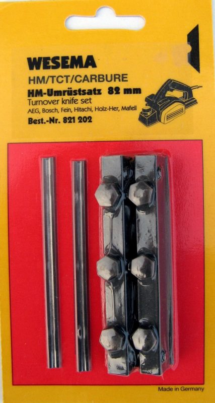 Umrüst-Set 82 mm in der Verkaufsverpackung mit Messern und Zubehör